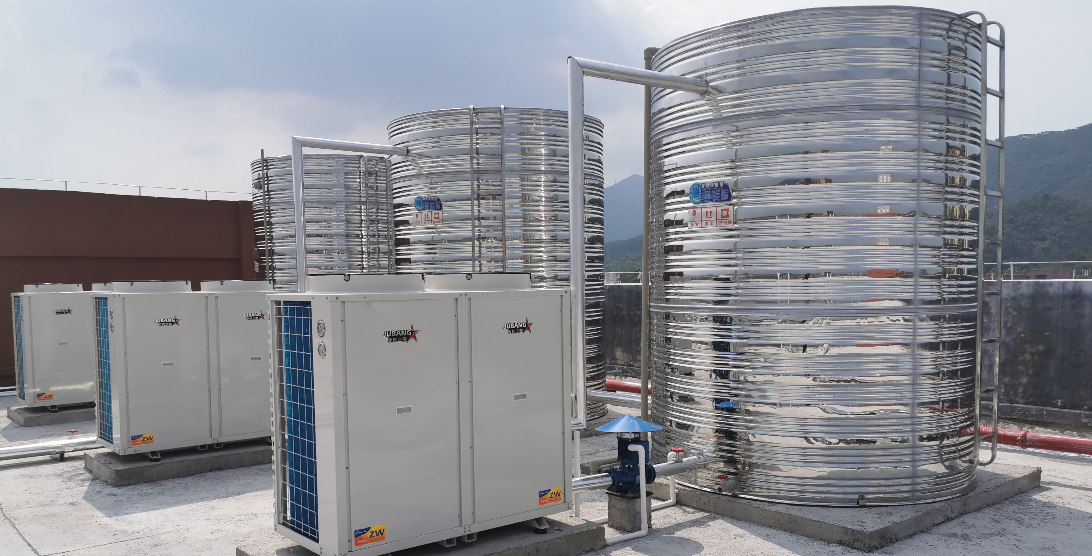 藍(lán)冠機(jī)電熱水工程與其它熱水工程對比