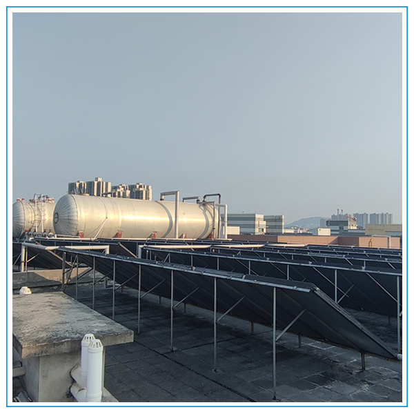 太陽(yáng)能熱水器