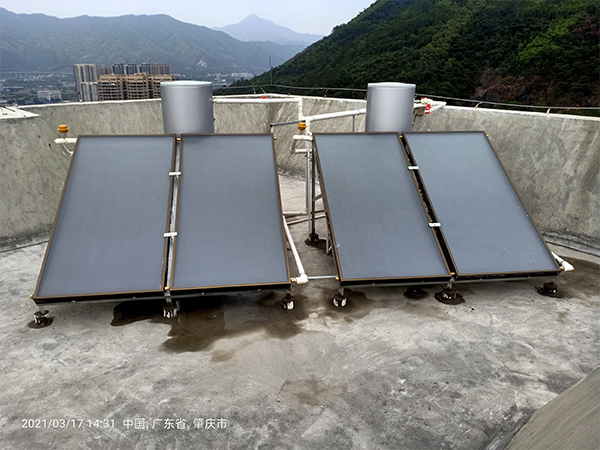 太陽能熱水器